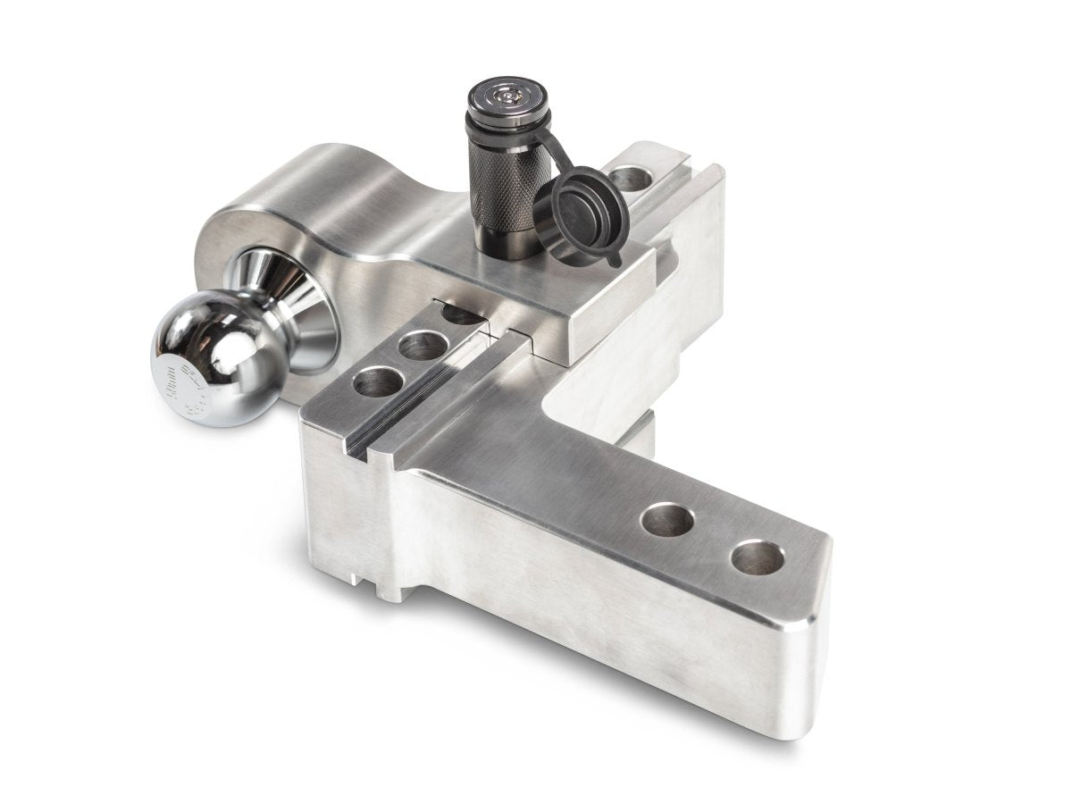 Attelage Carré US Aluminium Ajustable 10" – 3600 kg | CORE - BYD Shark 2024+