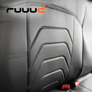 Housses de Siège RUUUD pour Toyota Hilux REVO 2016+ Protection & Style sur Xperts4x4 Accessoires 4x4 Off-Road