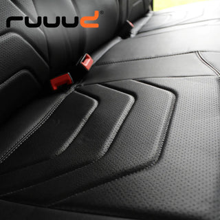 Housses de Siège RUUUD pour Toyota Hilux REVO 2016+ Protection & Style sur Xperts4x4 Accessoires 4x4 Off-Road
