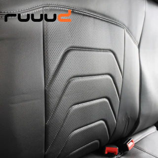 Housses de Siège RUUUD pour Toyota Hilux REVO 2016+ Protection & Style sur Xperts4x4 Accessoires 4x4 Off-Road
