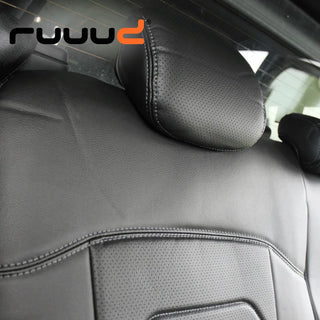 Housses de Siège RUUUD pour Toyota Hilux REVO 2016+ Protection & Style sur Xperts4x4 Accessoires 4x4 Off-Road
