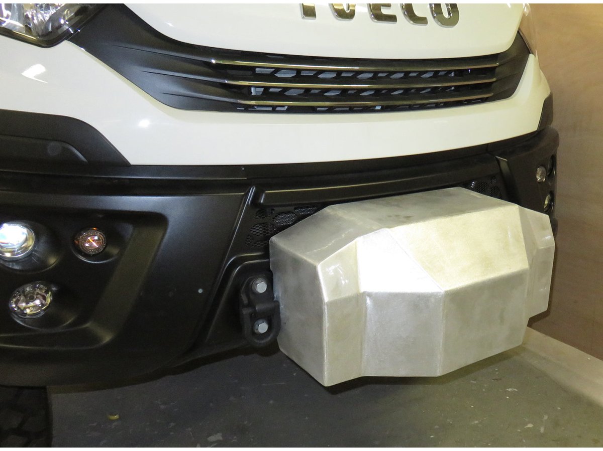 Capot de protection de la platine de treuil Iveco Daily 4x4 - Conforme R61 N4-Offroad - Iveco Daily