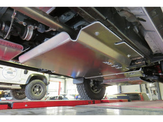 Blindage Transfert et AdBlue 8mm - Toyota Hilux Revo N4 Offroad sur Xperts4x4 Accessoires 4x4 Off-Road