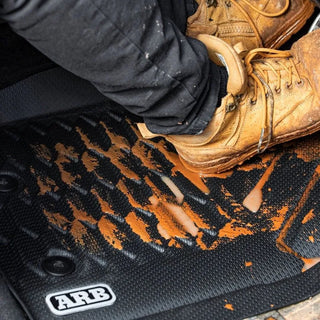 Tapis de sol ARB Etanches pour 4x4 Off-Road Premium sur Xperts4x4 Accessoires 4x4 Off-Road