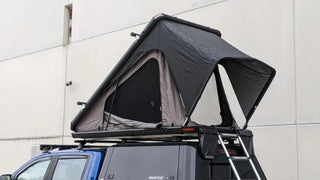 Tente de Toit WildLand Bush Cruiser 120 Coque Aluminium sur Xperts4x4 Accessoires 4x4 Off-Road