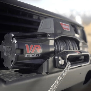 Treuil WARN VR-EVO 12S 5.4T Câble Synthétique 12V sur Xperts4x4 Accessoires 4x4 Off-Road