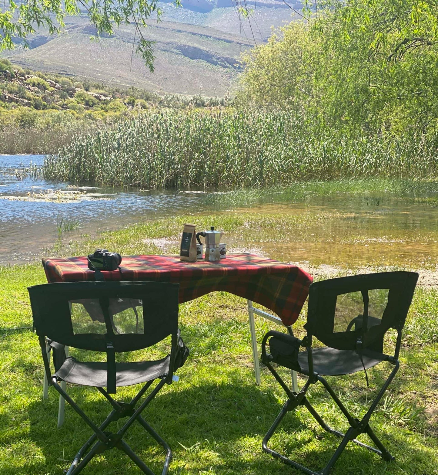 Table Alu-Cab Aluminium | Robuste & Montage Rapide Camping sur Xperts4x4 Accessoires 4x4 Off-Road