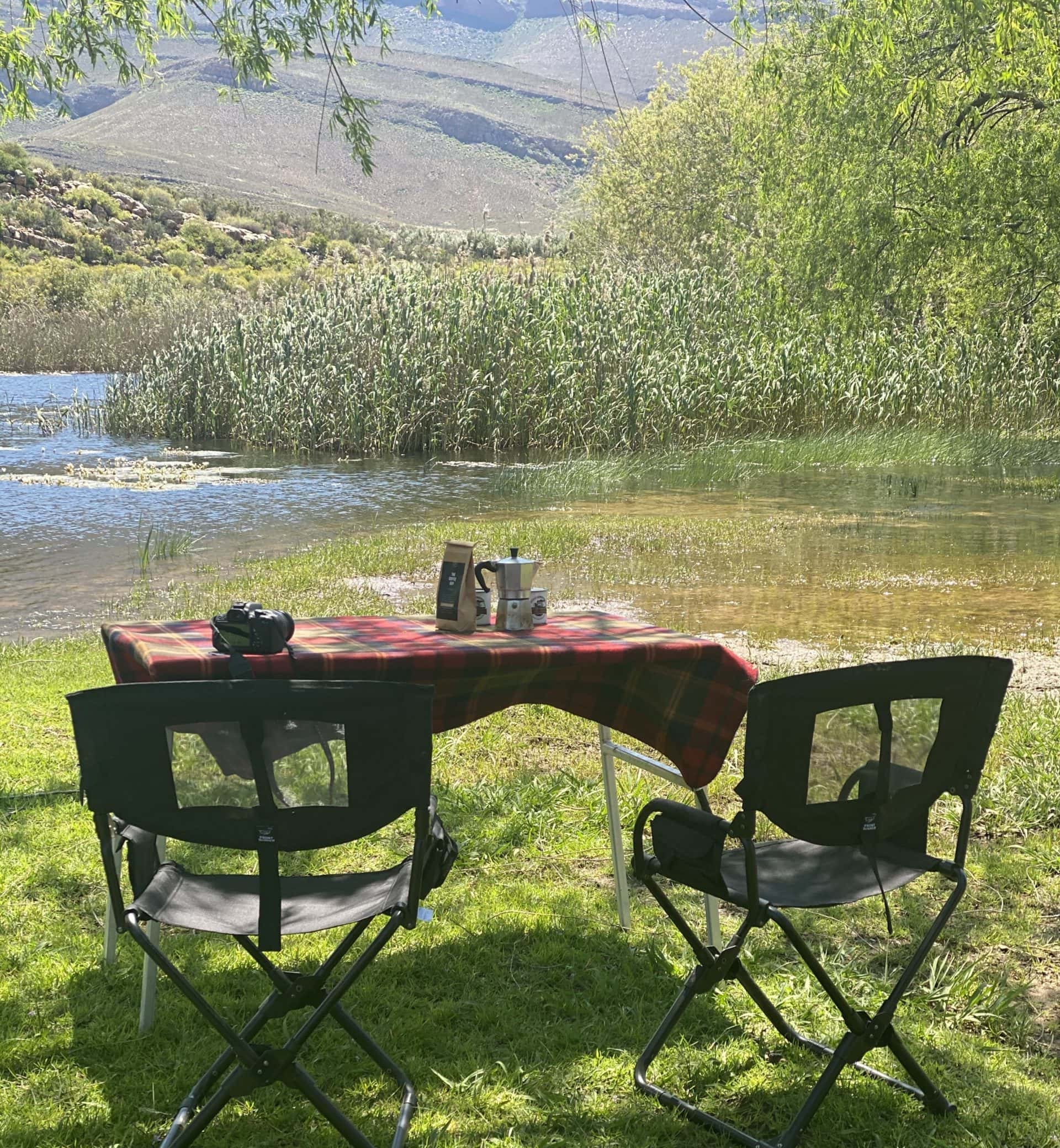 Table Alu-Cab Aluminium | Robuste & Montage Rapide Camping sur Xperts4x4 Accessoires 4x4 Off-Road
