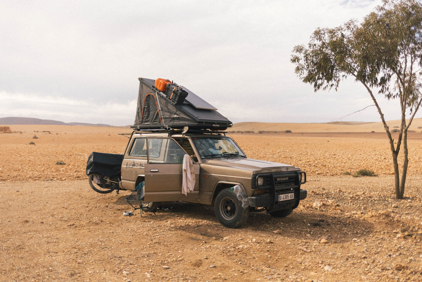 Tente de Toit Alu-Cab LT-50 LightWeight - WEEKENDER PACK sur Xperts4x4 Accessoires 4x4 Off-Road