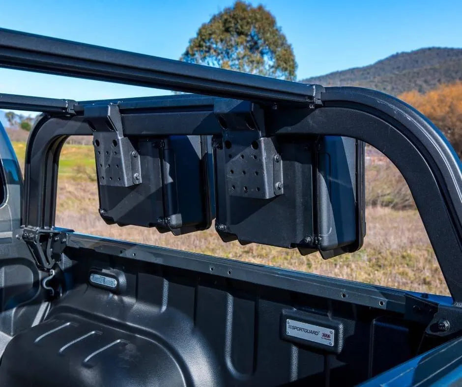 Support de benne ARB 4x4 avec galerie de toit Baserack pour Ford Raptor 2023+ Double Cab, monté sur le véhicule.