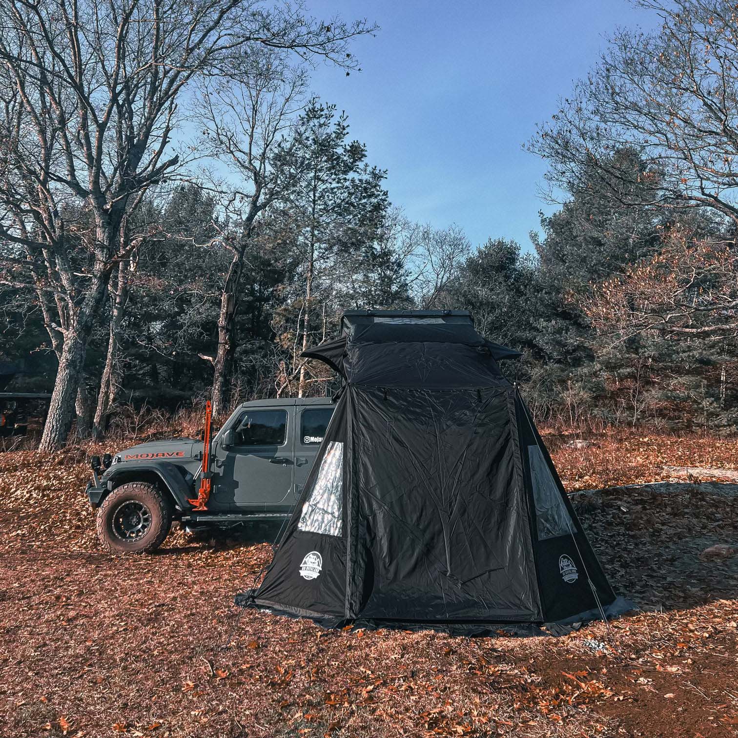 Annexe Go Overland Canada Equinox, abri 4 saisons pour tente de toit, structure résistante et espace supplémentaire pour camping.