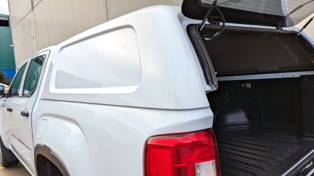 Hardtop COMMERCIAL Toyota Hilux 2026+ Double Cab | AEROKLAS Xperts 4x4