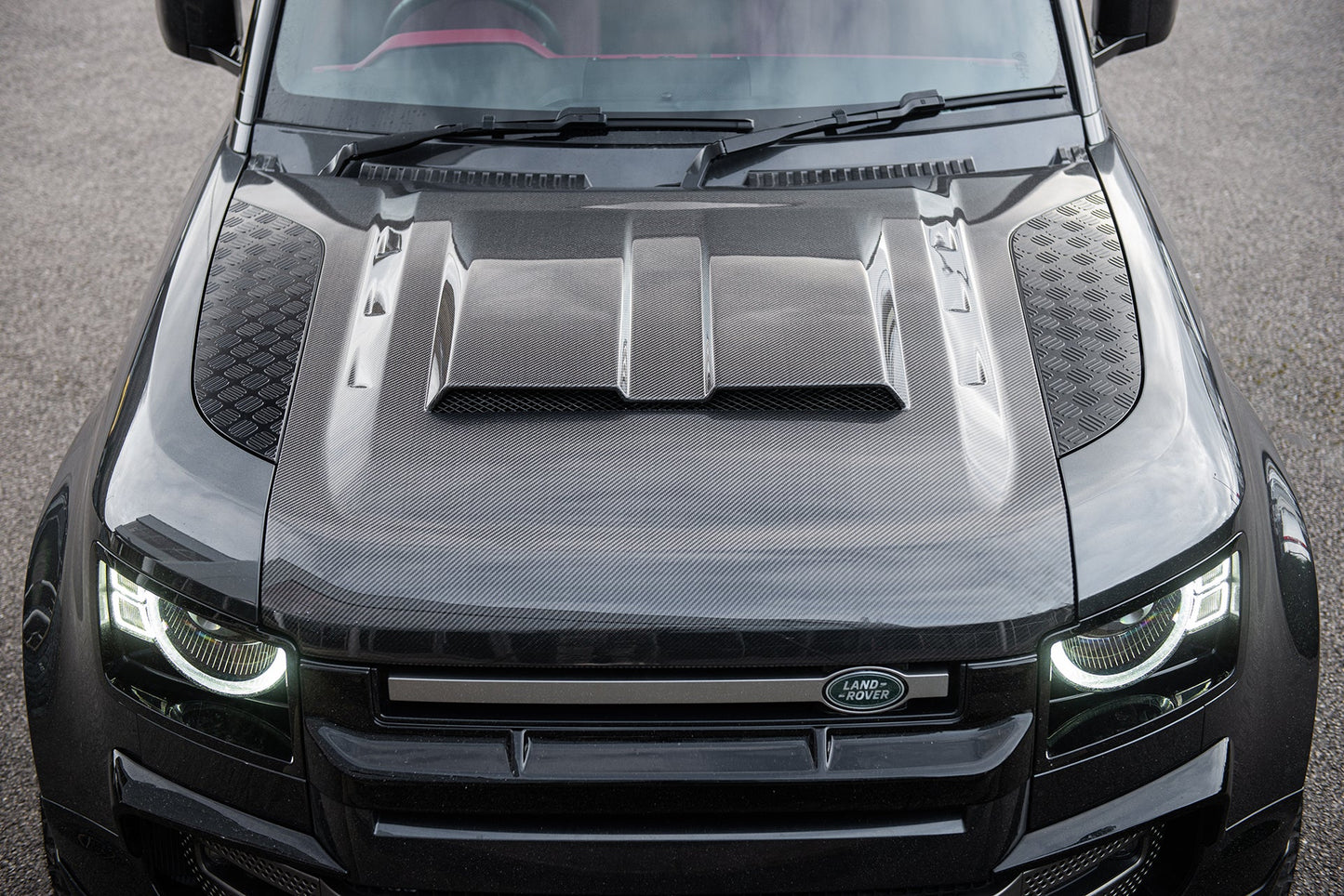 Capot Carbone Ventrilé KAHN Luxe - Defender 90/110/130 (2020+) sur Xperts4x4 Accessoires 4x4 Off-Road