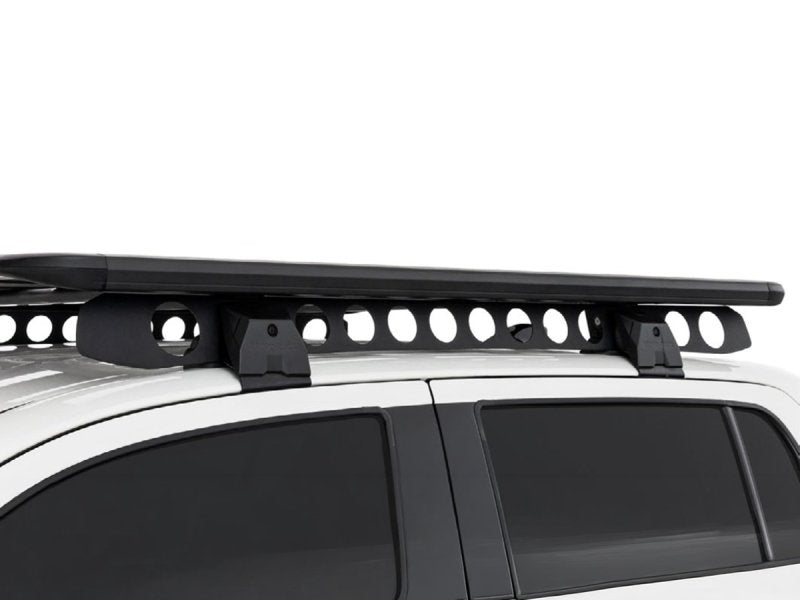 Profil du système Backbone RHINO-RACK sous une galerie Pioneer 6