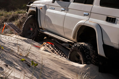 Plaques à Sable MAXTRAX XTREME 4x4 (paire) sur Xperts4x4 Accessoires 4x4 Off-Road