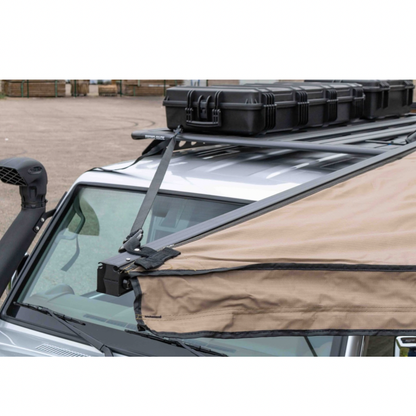 Coffre de toit robuste RHINO-RACK Cargo Case 94L pour 4x4, rangement sécurisé et étanche pour véhicule tout-terrain.