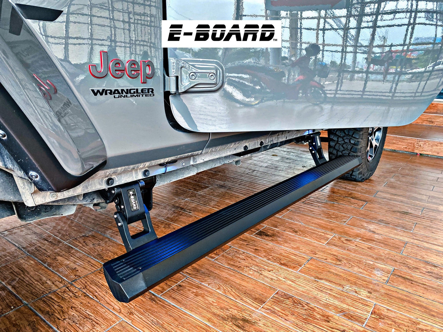 Marche-Pieds Electriques T-MAX Jeep JK 2007 a 2018 | Powerboard sur Xperts4x4 Accessoires 4x4 Off-Road