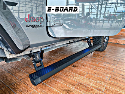Marche-Pieds Electriques T-MAX Jeep JK 2007 a 2018 | Powerboard sur Xperts4x4 Accessoires 4x4 Off-Road