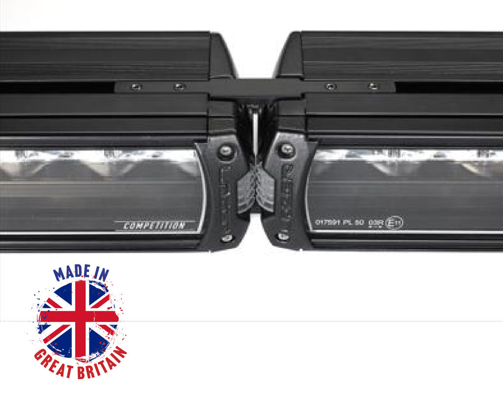 Deux projecteurs pièce de liaison LAZER LAMPS sur Xperts4x4 Accessoires 4x4 Off-Road