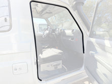 Kit joints de porte étanchéité renforcée N4-Offroad pour HZJ79 1999-2007, accessoires tout-terrain robuste et étanche.