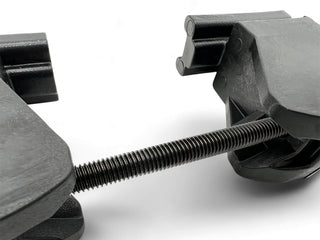 Pattes de fixation 30-85mm en Plastique - Serrage par Pincement  James Baroud sur Xperts4x4 Accessoires 4x4 Off-Road
