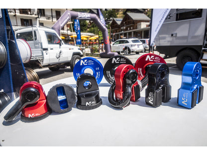 Arrêt de corde 8T en aluminium anodisé rouge pour fixation manille N4-Offroad sur Xperts4x4 Accessoires 4x4 Off-Road