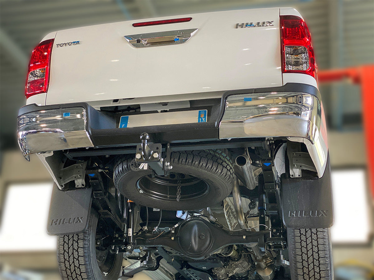 Attelage Homologué | Toyota Hilux Revo 2016+ sur Xperts4x4 Accessoires 4x4 Off-Road