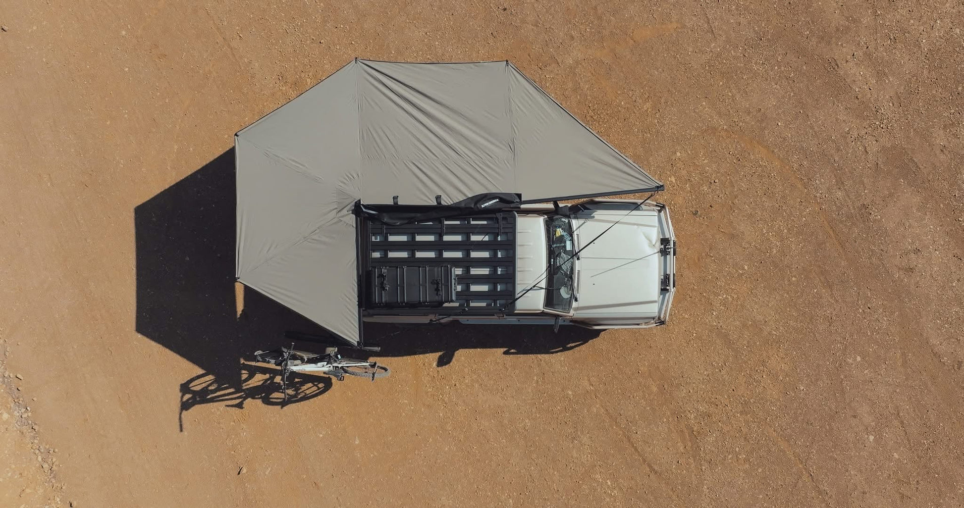 Auvent 270° Rhino-Rack Batwing Autoportant Latéral | Droite sur Xperts4x4 Accessoires 4x4 Off-Road