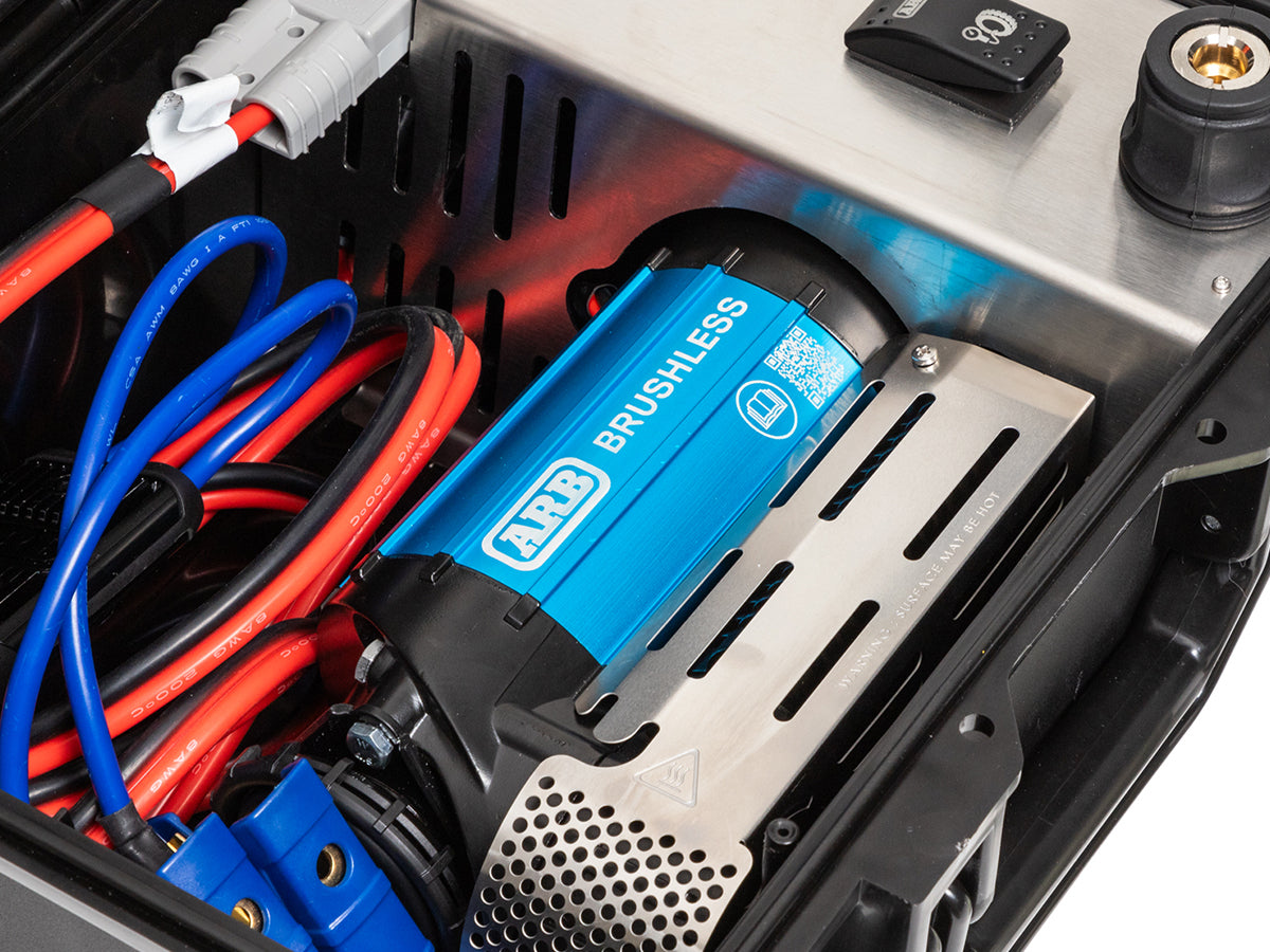 Compresseur Portable 12V ARB Brushless Monocylindre 130L/min avec Malette sur Xperts4x4 Accessoires 4x4 Off-Road