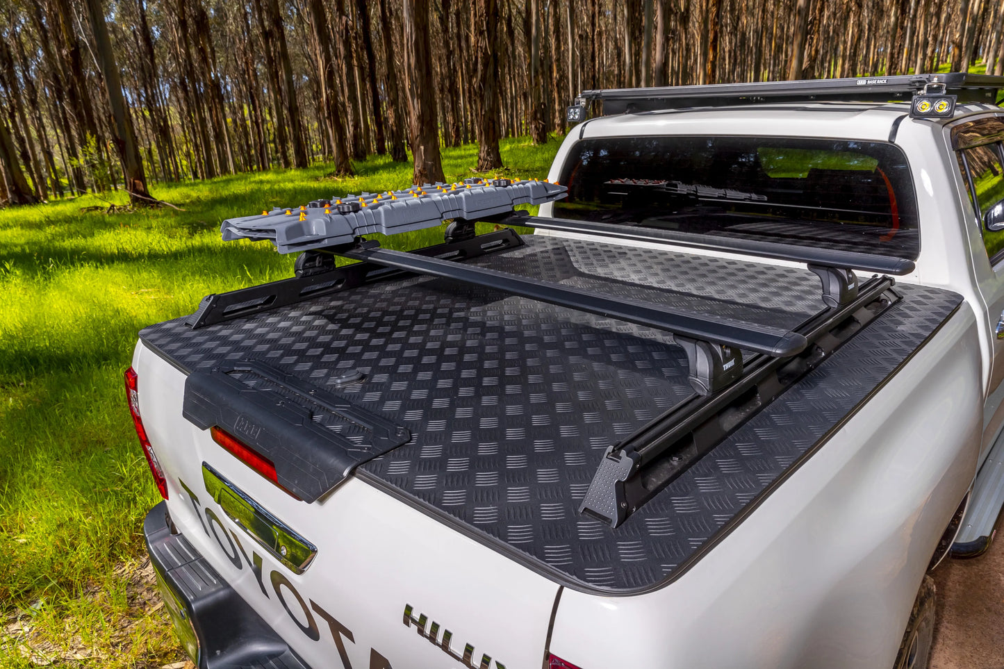 Hardlid ARB | Couvre-Benne Aluminium | Toyota Hilux 2016+ Double Cab sur Xperts4x4 Accessoires 4x4 Off-Road