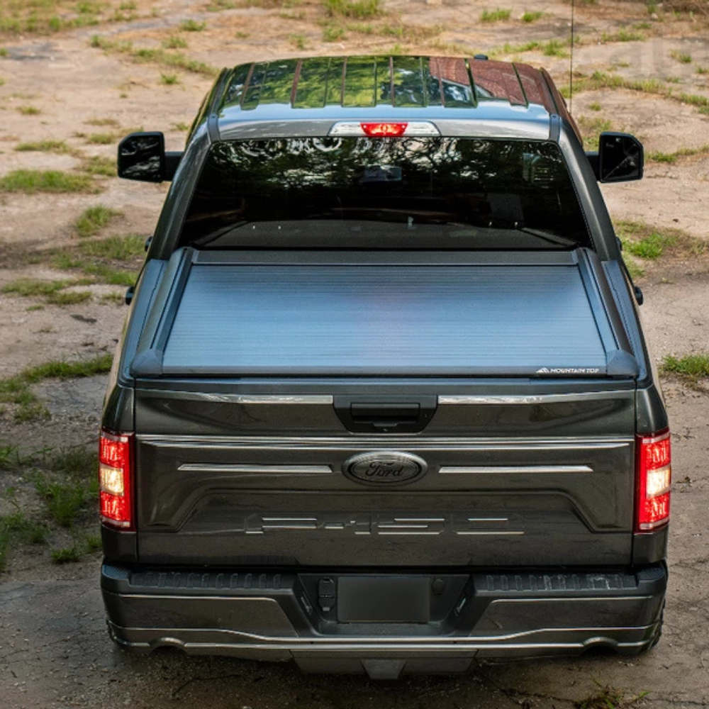 Rideau de Benne RealTruck Mountain Top EVOm Manuel Ford F-150 5.5ft 2015+ | Noir sur Xperts4x4 Accessoires 4x4 Off-Road