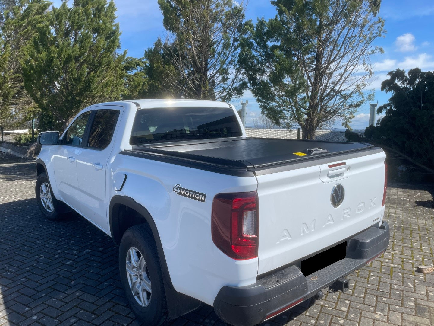 Rideau de Benne Top-Roll Manuel LINE4X4 Double Cab sur Xperts4x4 Accessoires 4x4 Off-Road