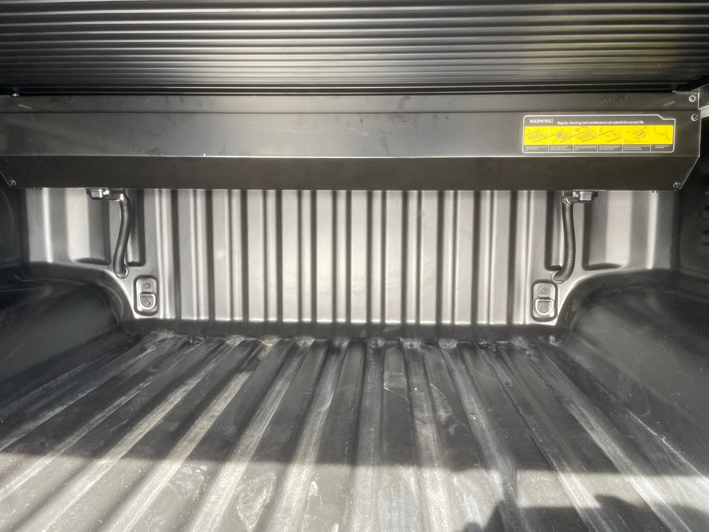 Rideau de Benne Top-Roll Manuel LINE4X4 Double Cab sur Xperts4x4 Accessoires 4x4 Off-Road