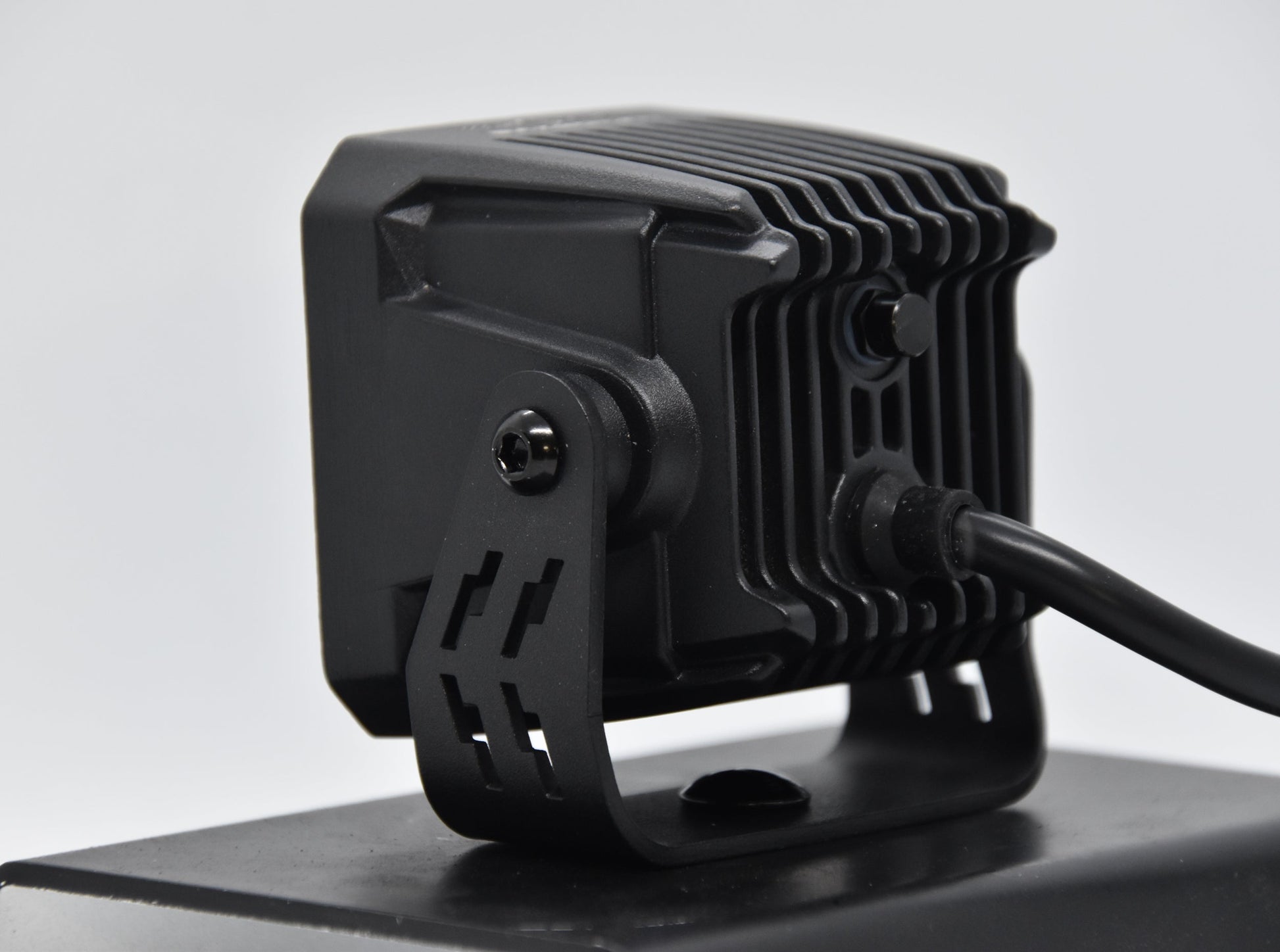 Feux de conduite LED LUMIDRIVE Dark Drive - Puissance & Style sur Xperts4x4 Accessoires 4x4 Off-Road