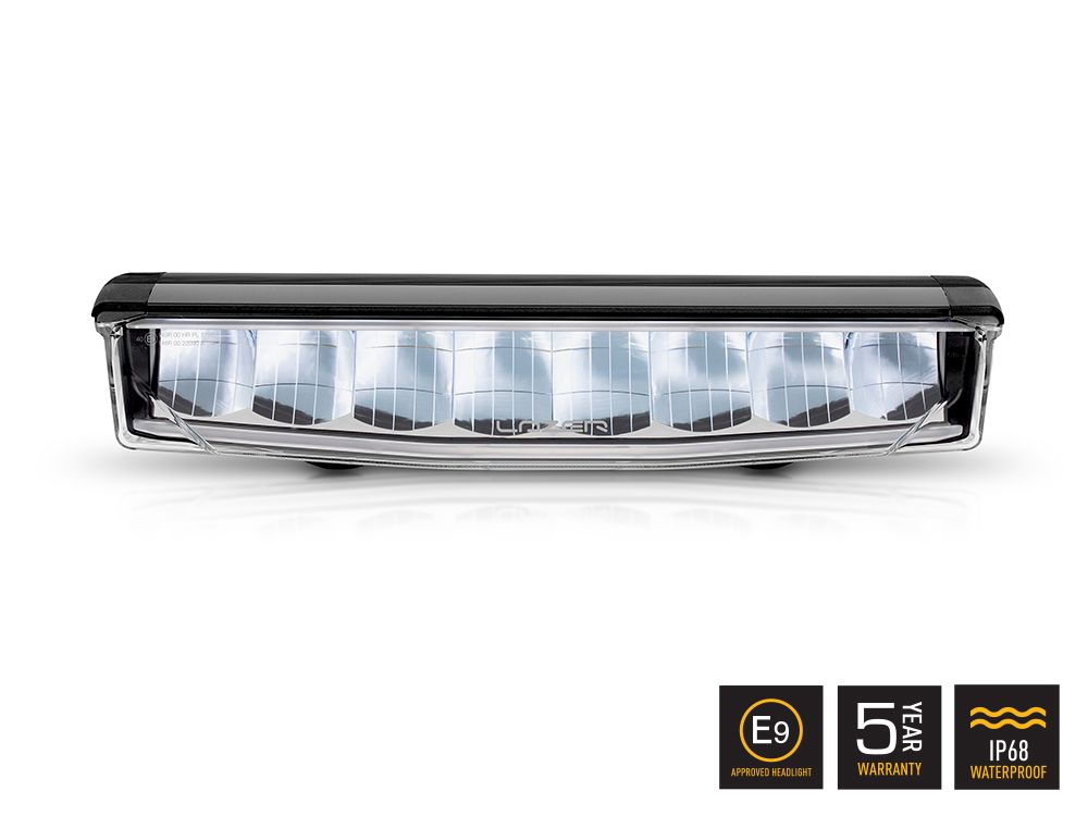 Phare LED compact LAZER LAMPS AIR-55 avec 6800 lm, éclairage LED robuste pour véhicules tout-terrain, visible en image.