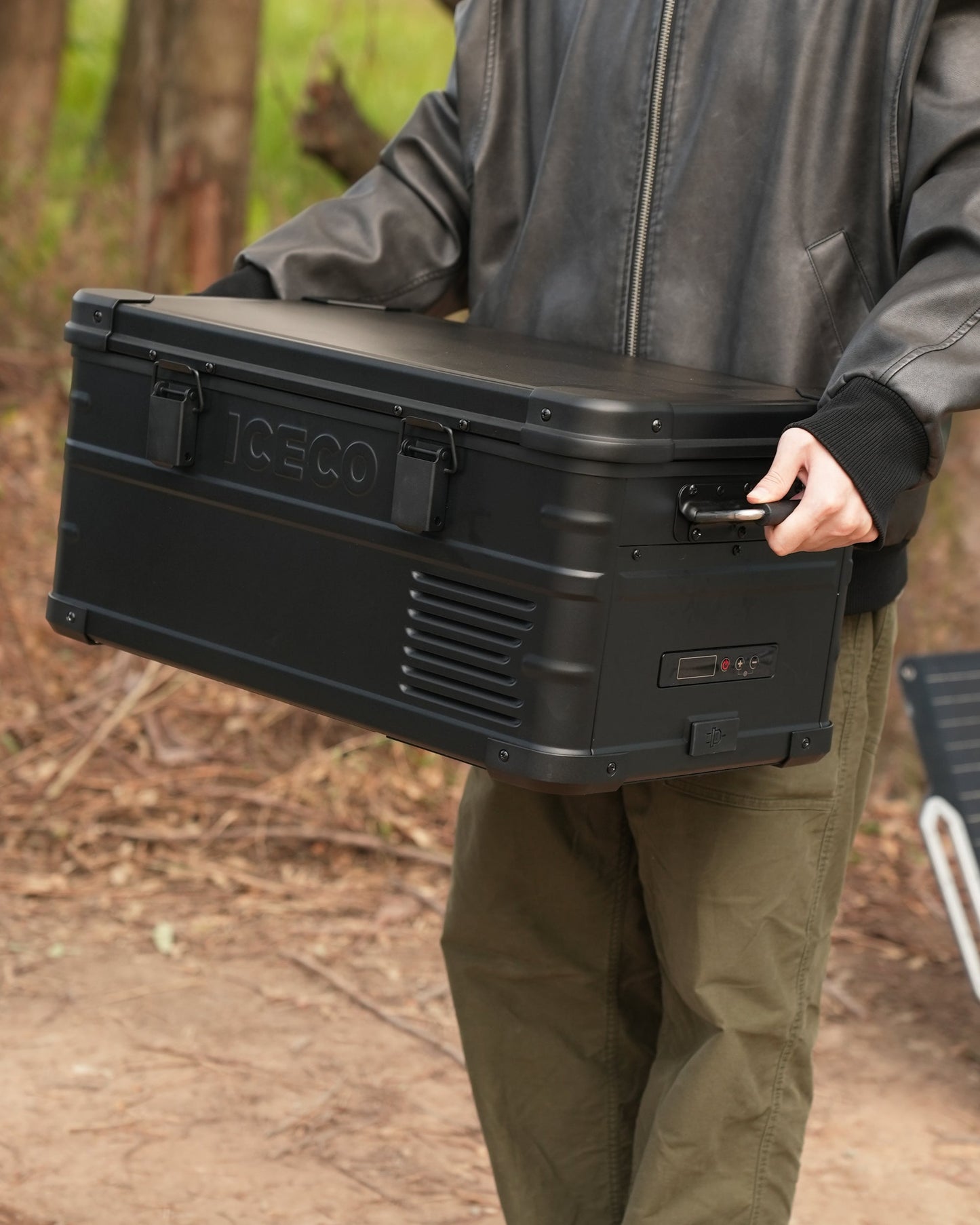 Réfrigérateur/Congélateur ICECO APL20 20L Black - Portable & Connecté sur Xperts4x4 Accessoires 4x4 Off-Road