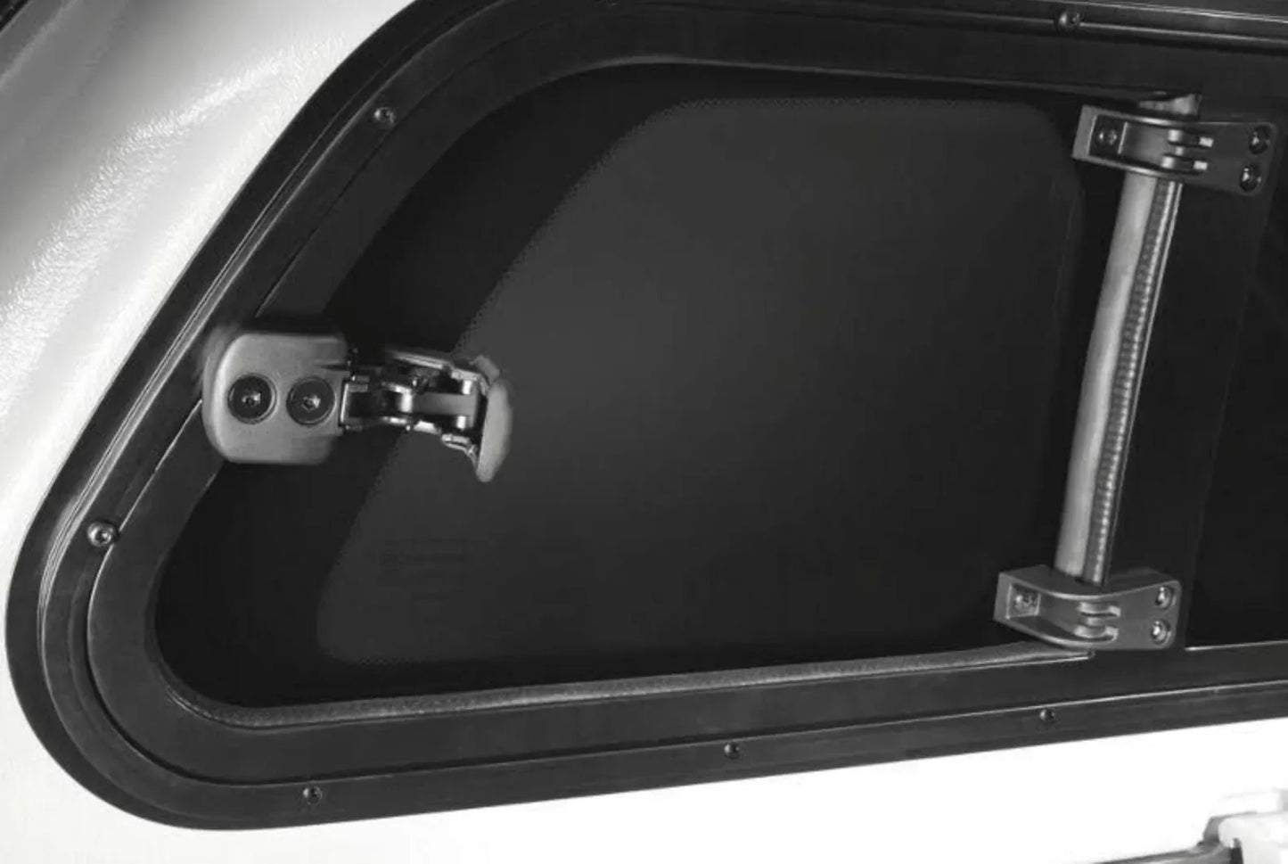 Hardtop Aeroklas Ford Ranger/Raptor 2023+ NEXT GEN | Double Cab sur Xperts4x4 Accessoires 4x4 Off-Road