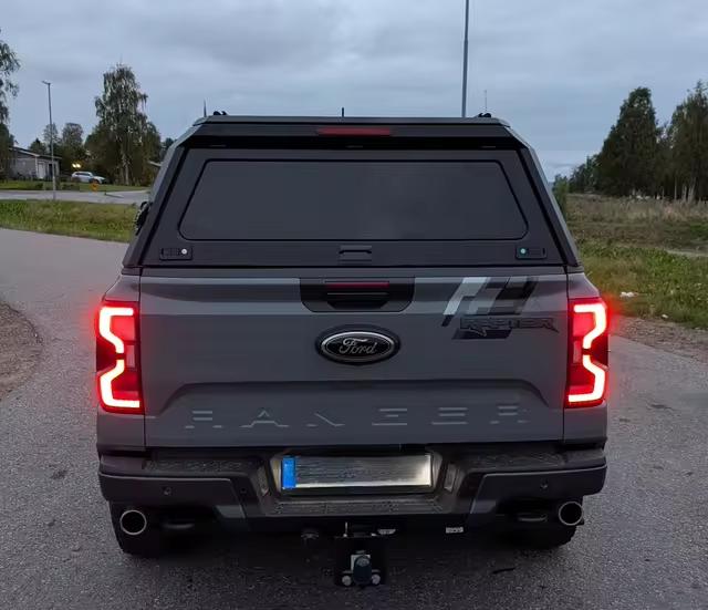 Hardtop Aluminium Line4x4 Double Cab | Vitré et Renforcé sur Xperts4x4 Accessoires 4x4 Off-Road