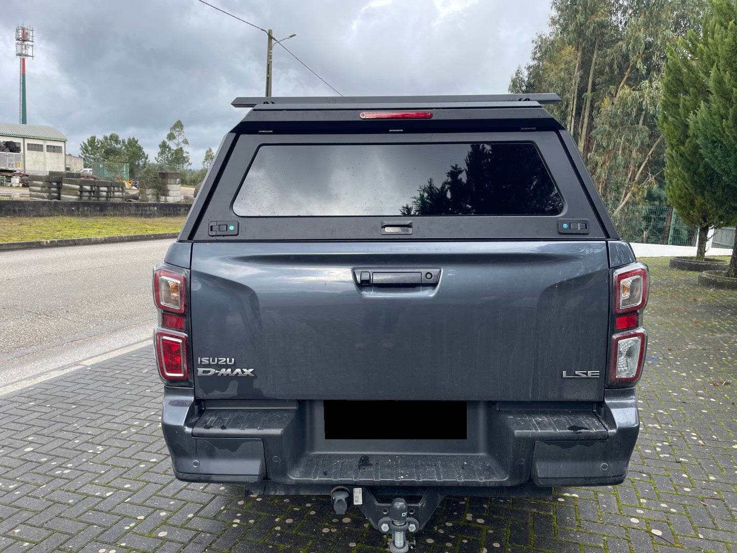 Hardtop Aluminium Line4x4 Double Cab | Vitré et Renforcé sur Xperts4x4 Accessoires 4x4 Off-Road