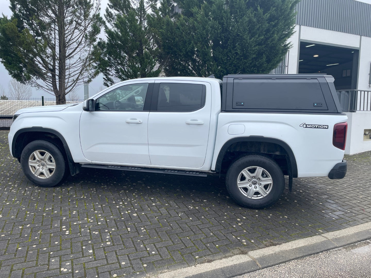 Hardtop Aluminium Line4x4 Double Cab | Vitré et Renforcé sur Xperts4x4 Accessoires 4x4 Off-Road