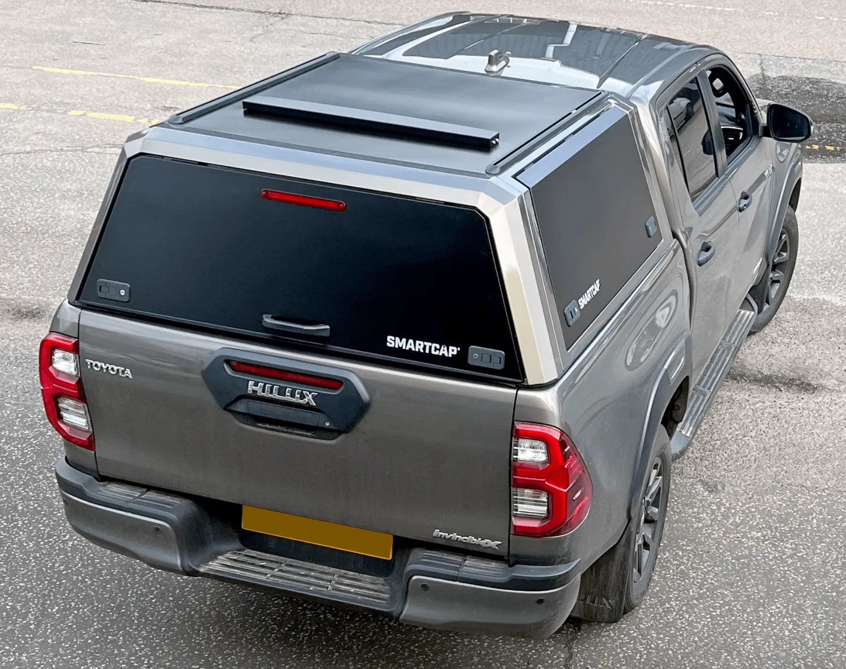 Hardtop Toyota Hilux 2016+ Double Cab | RSI SmartCap EVOd Defender sur Xperts4x4 Accessoires 4x4 Off-Road