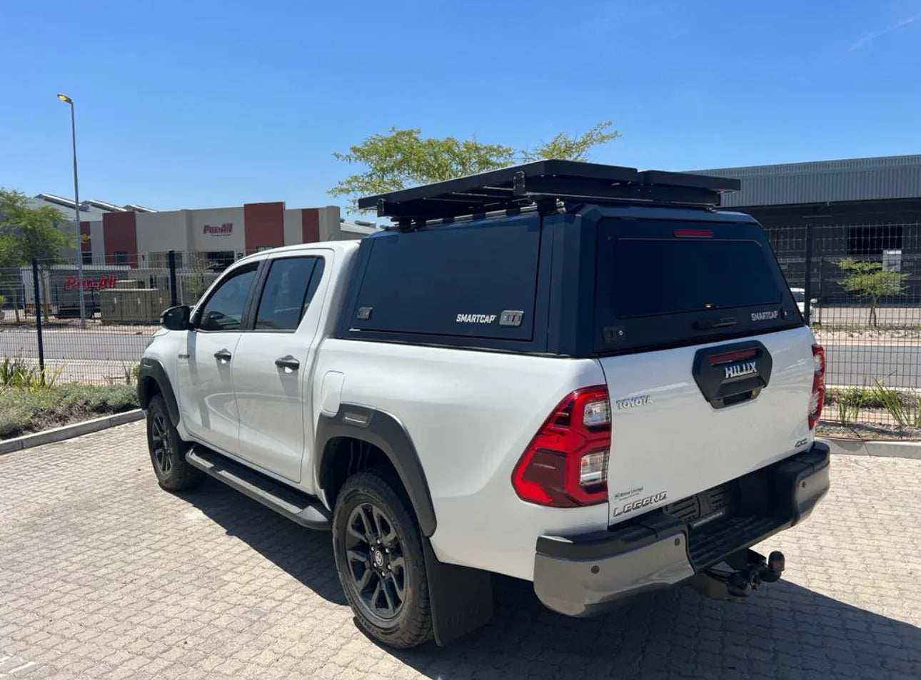 Hardtop Toyota Hilux REVO 2016+| RSI EVOc Commercial sur Xperts4x4 Accessoires 4x4 Off-Road
