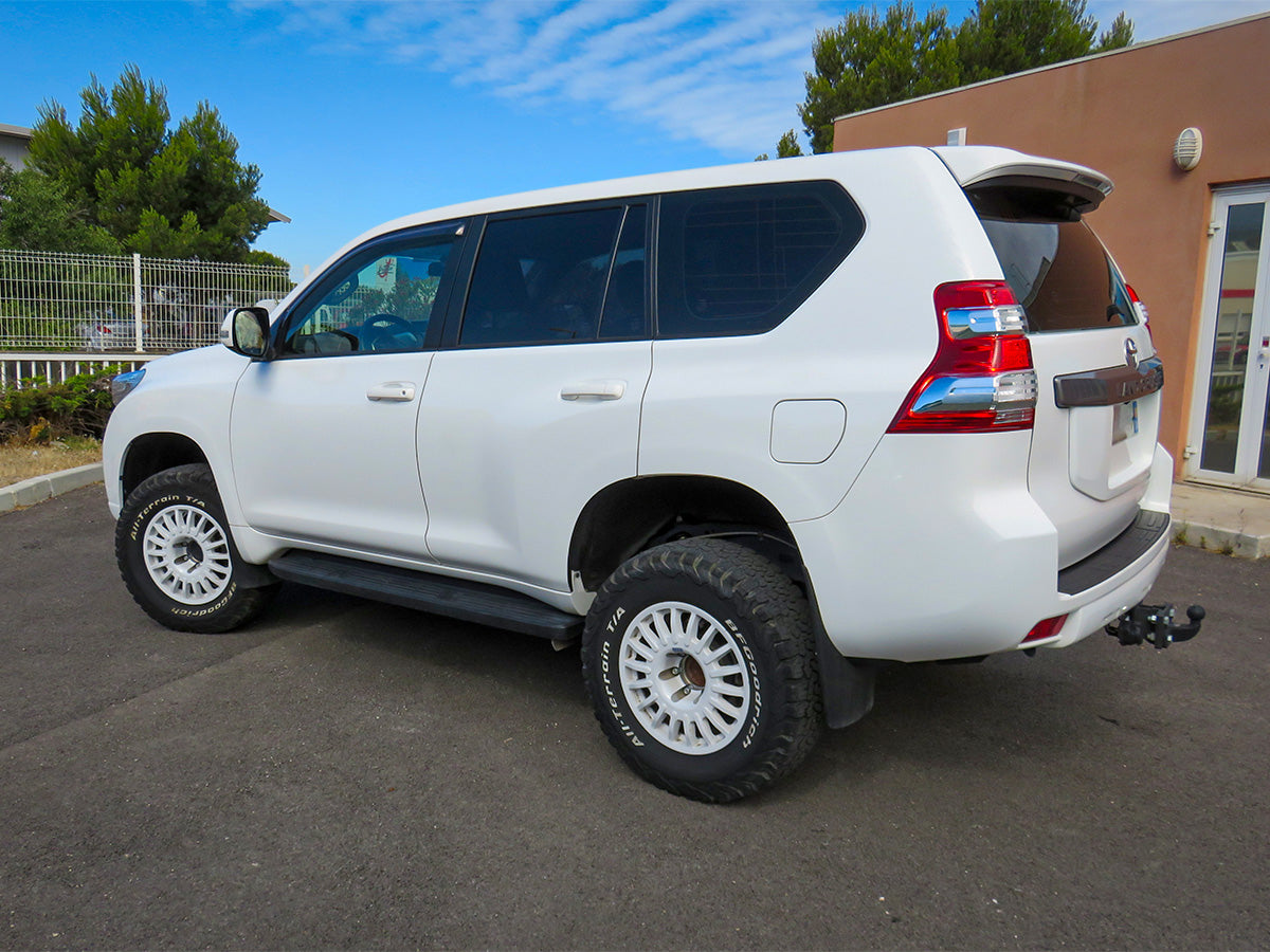 Jante Alu BRAID Winrace Blanche 5x17 6x139.7 ET0 sur Xperts4x4 Accessoires 4x4 Off-Road