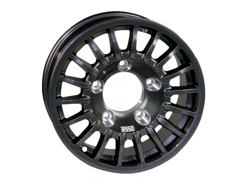 Jante Alu BRAID Winrace Noire 7x16 5x165 ET10 CB125 sur Xperts4x4 Accessoires 4x4 Off-Road