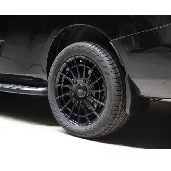 Jante Aluminium RUUUD Ridgeback 7.5x18 5x160 ET50 CTR65.1 - Gloss Black sur Xperts4x4 Accessoires 4x4 Off-Road