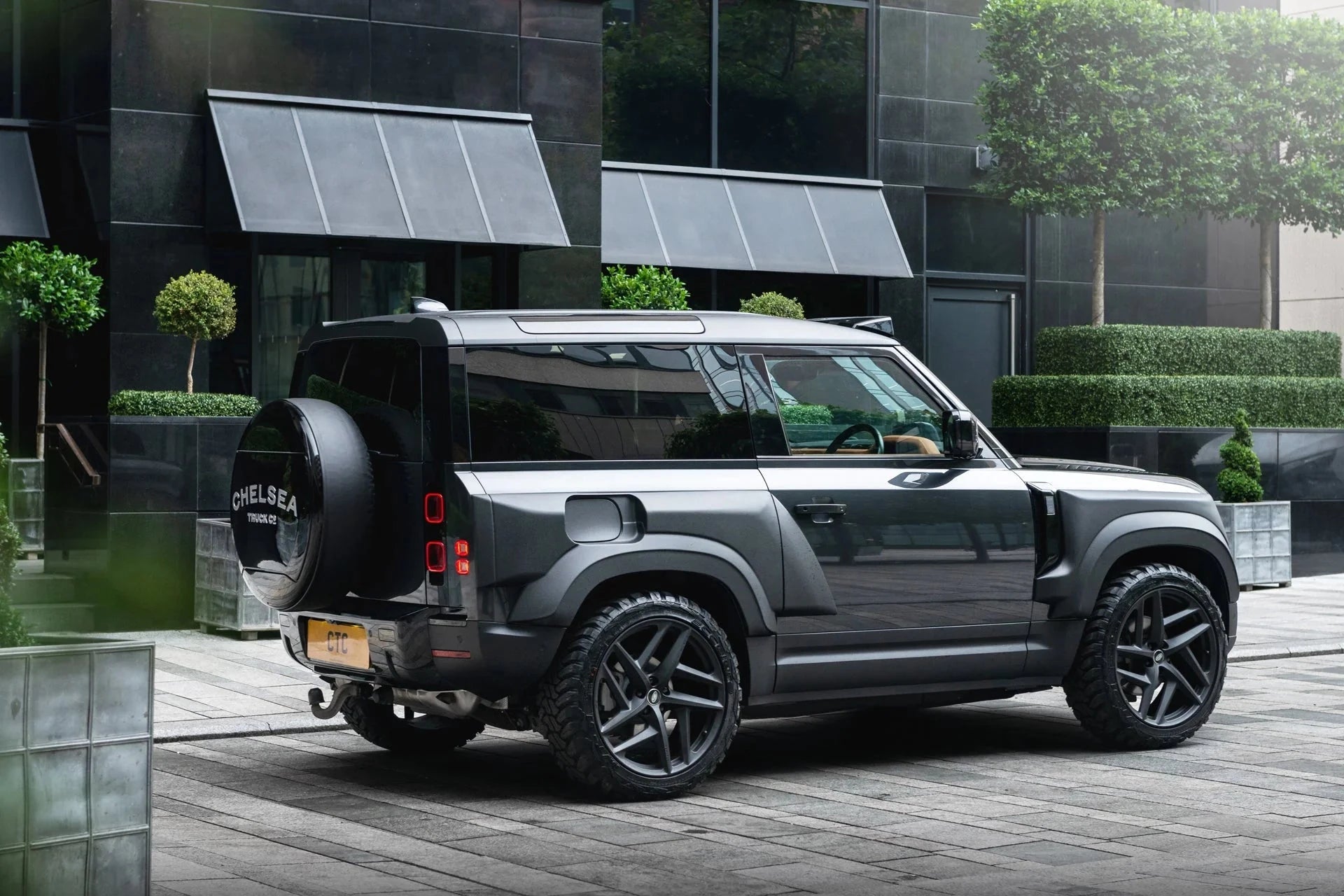 Kit Wide Track KAHN Defender 90 (2020+) - Look Off-Road & Premium sur Xperts4x4 Accessoires 4x4 Off-Road