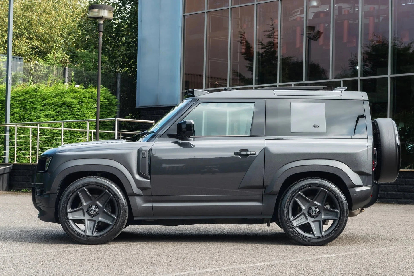 Kit Wide Track KAHN Defender 90 (2020+) - Look Off-Road & Premium sur Xperts4x4 Accessoires 4x4 Off-Road