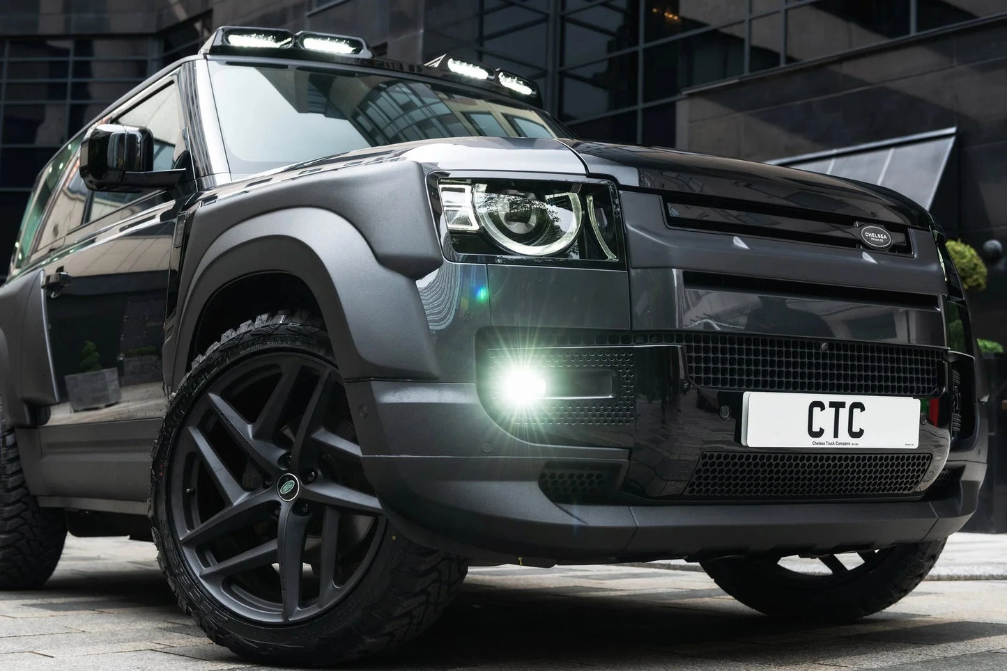 Kit Wide Track KAHN Defender 90 (2020+) - Look Off-Road & Premium sur Xperts4x4 Accessoires 4x4 Off-Road