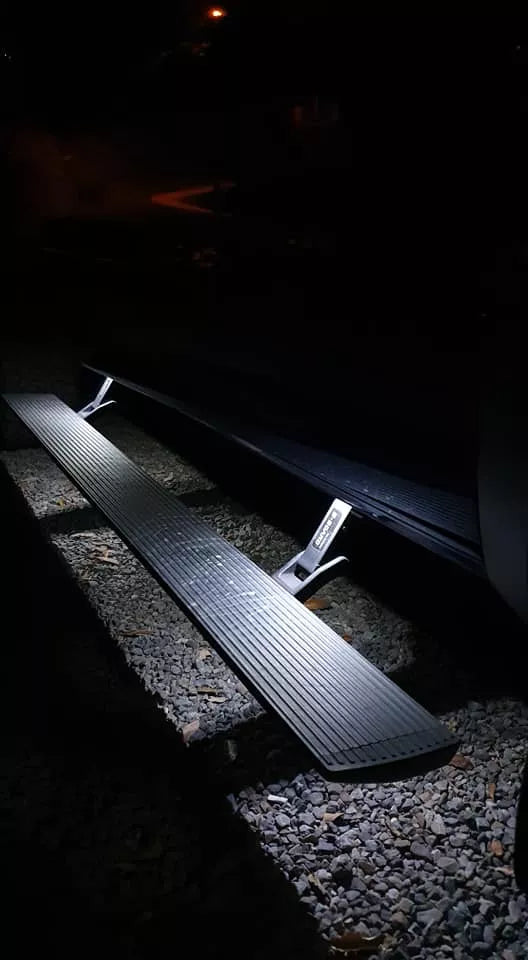 Marche-Pied Electrique T-MAX Dodge RAM 1500 DS Classic 09-18 | Power Board sur Xperts4x4 Accessoires 4x4 Off-Road