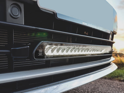 Kit Calandre pour VW Golf MK8 2020+ avec Linear-18 Standard LAZER LAMPS sur Xperts4x4 Accessoires 4x4 Off-Road